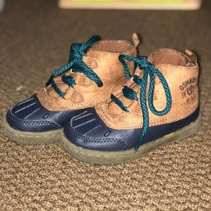 Osh Kosh boots